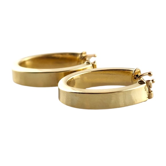 14 Karat Yellow Gold Oval Hoop Earrings #18502 - Picture 3 of 8